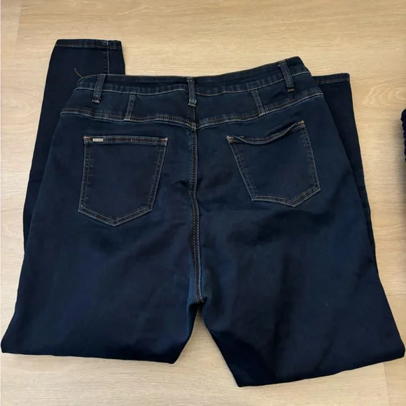 City Chic Denim Dark Wash Harley Corset Skinny Jean - Picture 3 of 3